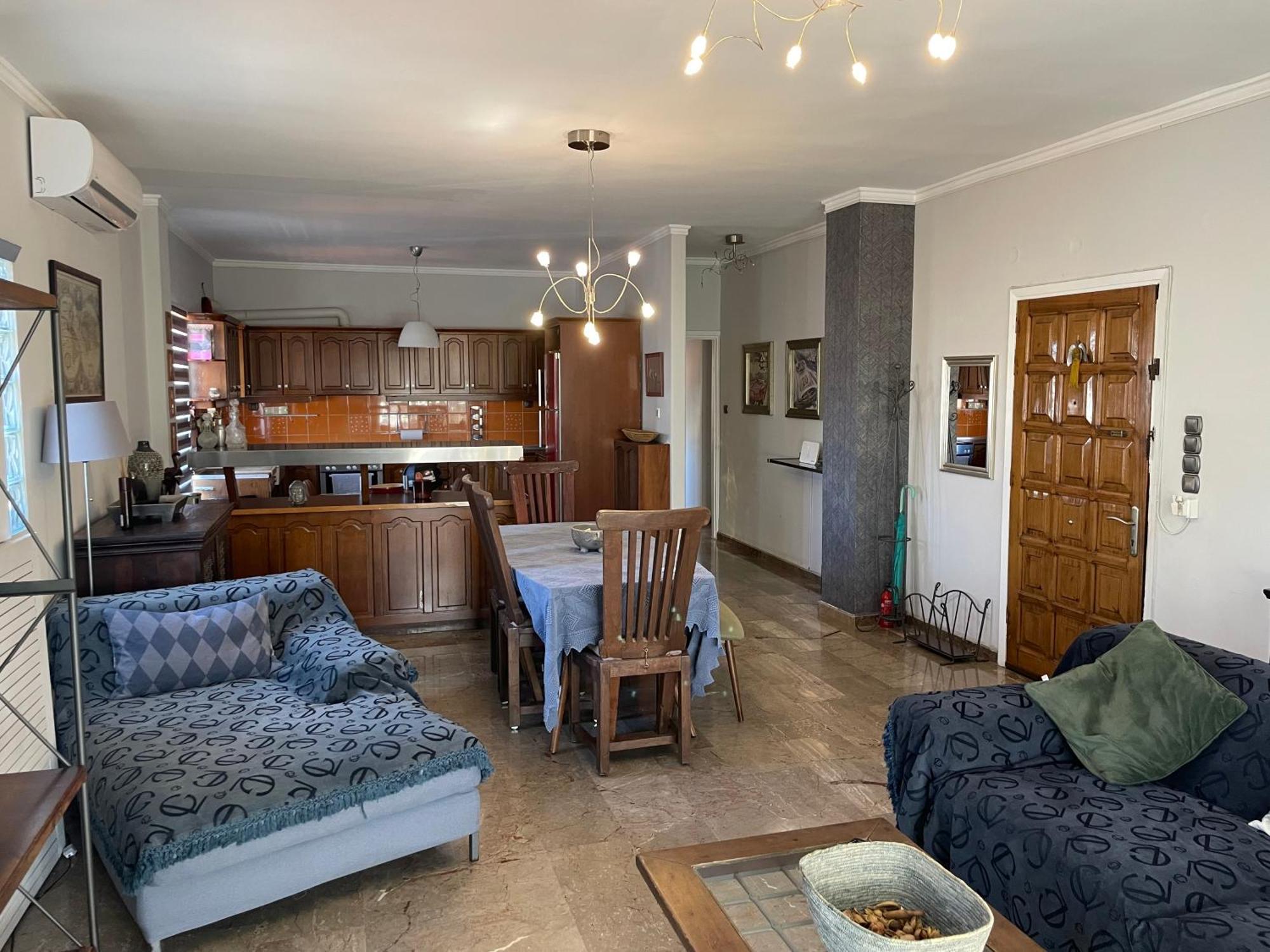 Διαμέρισμα Luxury-elegant In The Heart Of Patras​ *